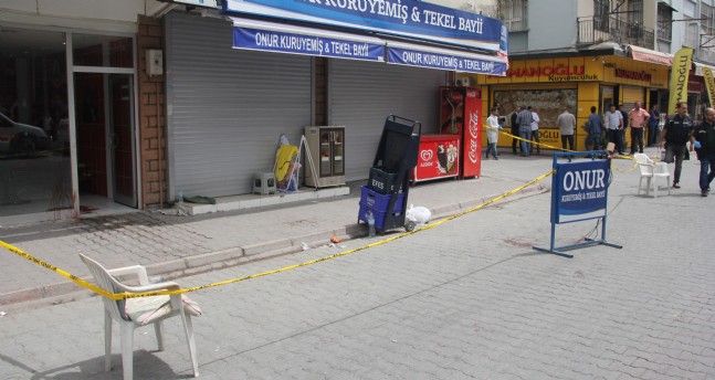 Sokak Ortasında Silahlı Çatışma: 1 Ölü, 3 Yaralı