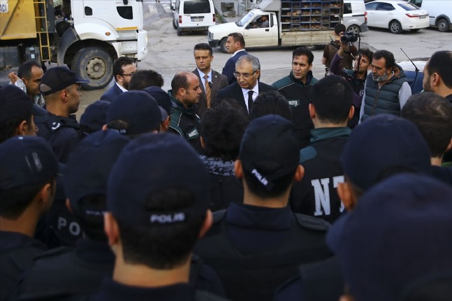 Ankara'da 3 bin polisle uyuşturucu operasyonu