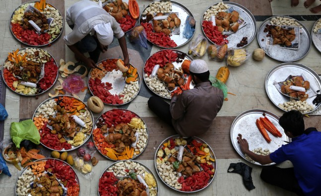 Dünyadan Ramazan Manzaraları