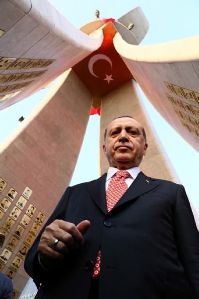 recep tayyip erdogan - 15 Temmuz Şehitler Anıtı