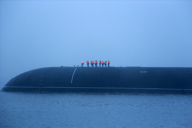 petersburg - Rus Nükleer Denizaltısı Dmitriy Donskoy Saint Petersburgda
