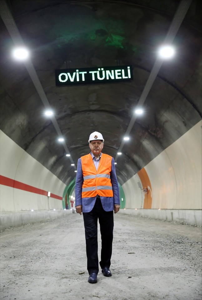 Cumhurbaşkanı Erdoğan Ovit Tüneli'nde