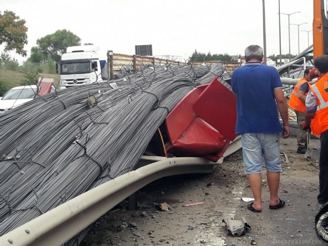 Demir Yüklü Tır Dehşeti!