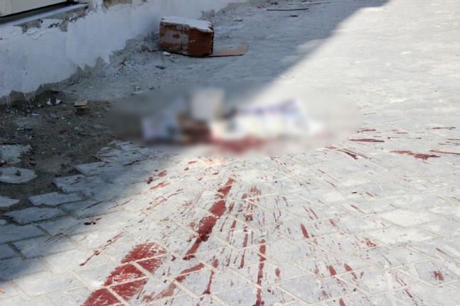 Dolap Takarken Camdan Düştü