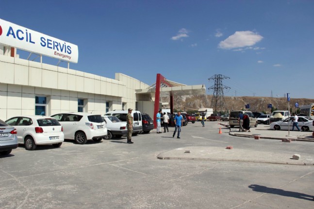 Sivasta 31 Asker Zehirlenme Şüphesiyle Hastaneye Kaldırıldı