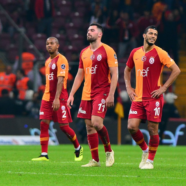 Galatasray Evinde Puan Kaybetti