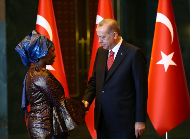 cumhurbaskanligi - Cumhurbaşkanı Erdoğan tebrikleri kabul etti