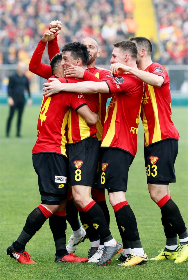 6 gollü Göztepe - Osmanlıspor maçı nefes kesti!