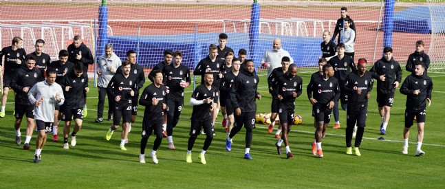 Burak Yılmaz Beşiktaşta İlk Antrenmanına Çıktı