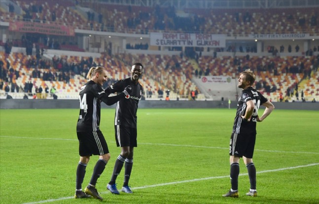 Evkur Yeni Malatyaspor - Beşiktaş Maçından Kareler
