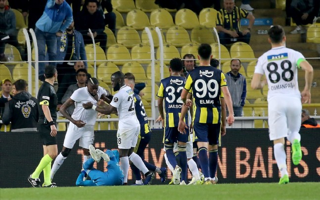 Fenerbahçe - Akhisarspor Maçından Kareler