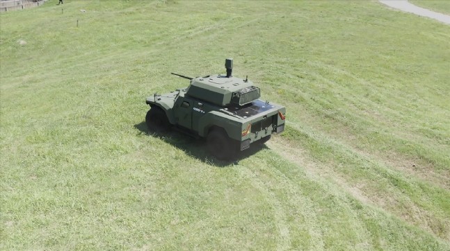 Elektrikli Akrepler Sahaya İndi