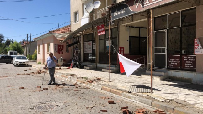 deprem - Denizlideki Şiddetli Deprem Sonrası İlk Görüntüler