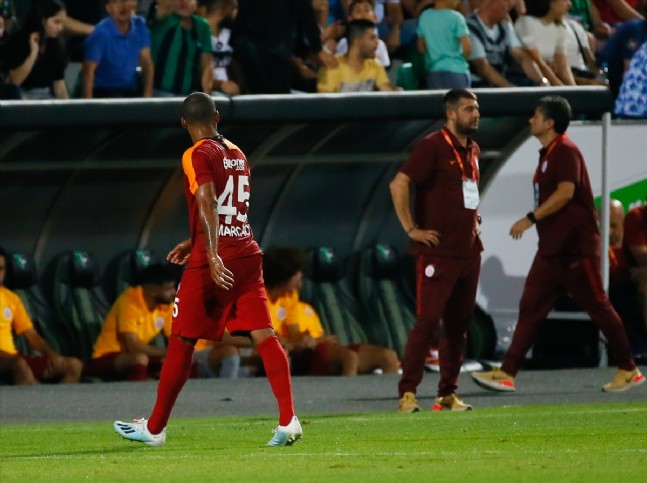 Denizlispor-Galatasaray Maçından Kareler