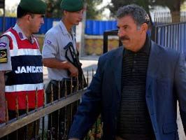 AYŞE BATUMLU - Kaş yapayım derken göz çıkarmışlar