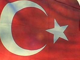 Kurşunlanmış Türk Bayrağı haberi