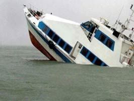 Avustralya'da açıklarında gemi battı