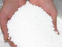 Endonezya'da 75 ton patlayıcı ele geçirildi