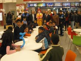 MEHMET KAVUK - Malatya Emniyeti öğrencileri geziye götürdü