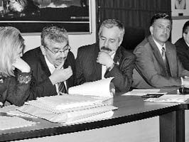 KAMU İHALE KURUMU - Kamu ihaleleri yabancılara açılıyor