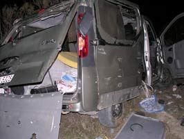 Minibüs takla attı 4 kişi hayatını kaybetti