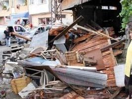 Kilis'te bir ev çöktü: 5 kişi hayatını kaybetti