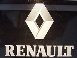 Renault üretimi Paris'e kaydırıyor