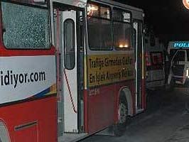 BAĞCıLAR EĞITIM VE ARAŞTıRMA HASTANESI - 17 yaşındaki kızı otobüste yaktılar