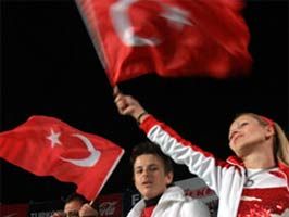 OLIVER - Türkiye'ye ağır hakaret