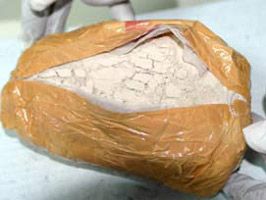 Ayakkabı tabanında 1,5 kilo eroin