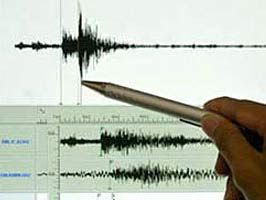 Endonezya'da 5.9 şiddetinde deprem