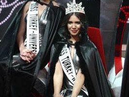 EBRU ŞAM - Futbolcu olmasın da kim olursa olsun