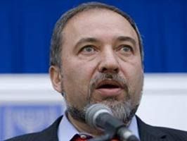 HAARETZ - Haaretz: Lieberman görevinden alınmalı