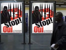 İsviçre'de minare yasağı protestoları devam ediyor