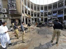 LAHOR - Pakistan'da istihabarat bürosuna saldırı