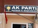 AK Parti Batman İl Başkanlığı'ndan demokratik açılıma Kürtçe pankartlı destek