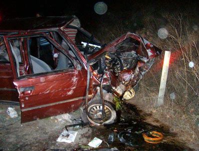 Antalya'da otomobil uçuruma yuvarlandı: 4 yaralı