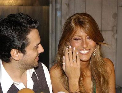 EMRE ALTUĞ - Kıskandırmaktan zevk alıyorum