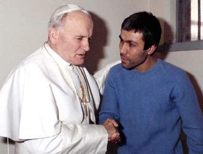 MEHMET ALI AĞCA - Ağca'nın anılarını satın almak doğru mu?