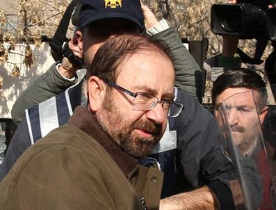 ŞENER ERUYGUR - Örtülü ödeneğin 7 milyon Lira'sını nereye harcadınız