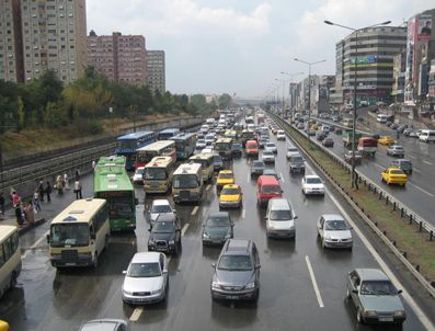 MOSTAR - Bugün trafiğe çıkacaklar dikkat!