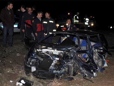 Uşak'ta trafik kazası: 2 ölü