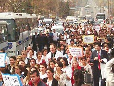 MEHMET BAKAR - Sakın hastalanmayın!