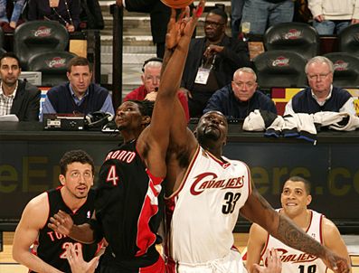 BOSH - Shaquille O'Neal Hidayet'i üzdü