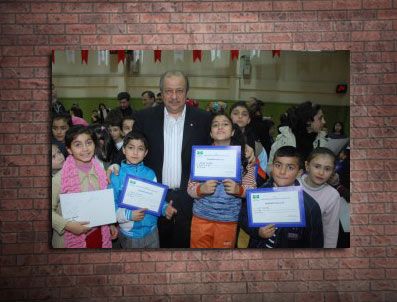 OSMAN DEVELIOĞLU - Kış Okulu öğrencileri sertifikalarını aldı