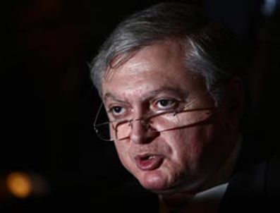 ERIVAN - 'Yakınlaşmayı engelleyen Türkiye'dir'