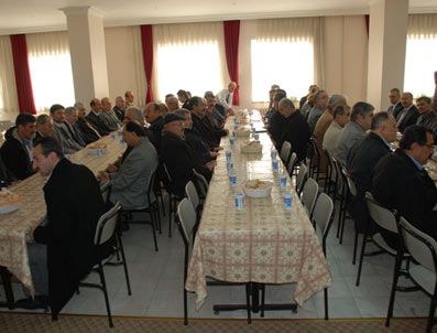 CAHIT ALTUNAY - Başkan Gazi Cemevi'nde oruç açma törenine katıldı