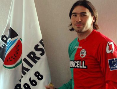 GAFFAR OKKAN TESISLERI - Milan Martinoviç Diyarbakırspor ile anlaştı