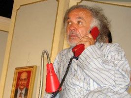 ABDULLAH ŞAHIN - Devlet desteği olmadan tiyatro zor