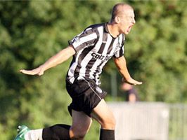 BATUHAN KARADENIZ - Batuhan için el sıkıştılar